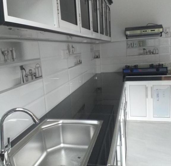 Appartamento 1 Camera da Letto Piano Terra, White Queen Residence