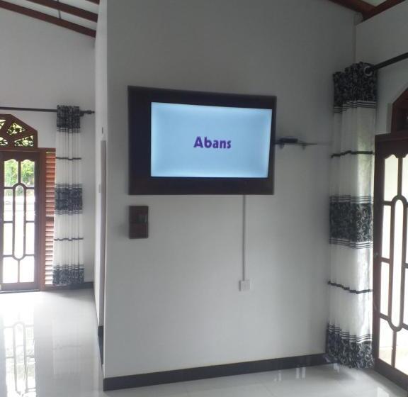 Appartamento 1 Camera da Letto con Balcone, White Queen Residence