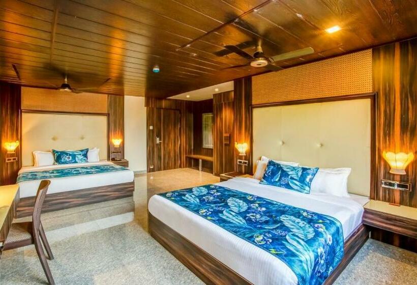 Семейный Номер, Summit Calangute Resort & Spa