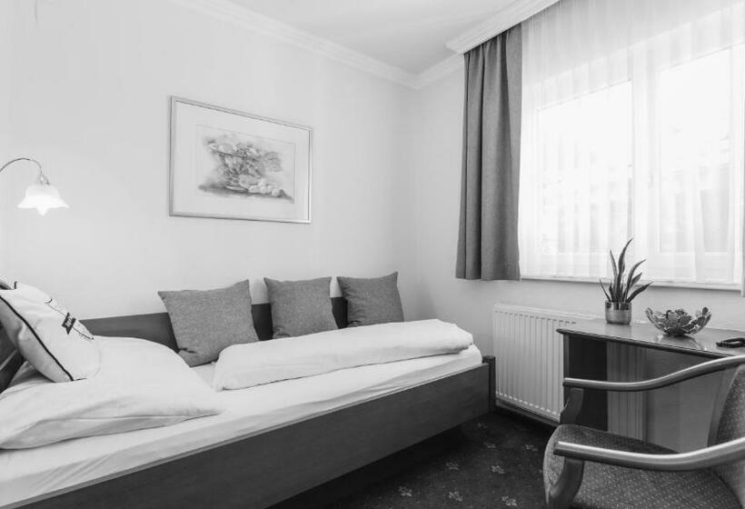 غرفة ديلوكس فردية, 24steps