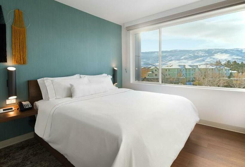 キングサイズベッドのエクゼクティブ, Element Reno Experience District