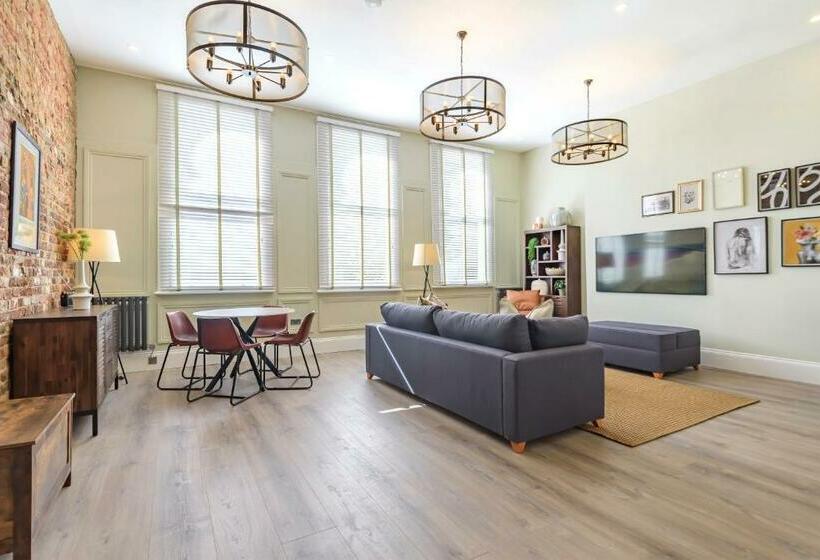 Huoneisto 1 Makuuhuone, Oak & Poppy