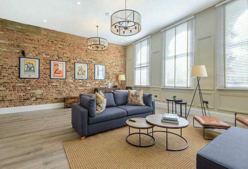 Huoneisto 1 Makuuhuone, Oak & Poppy