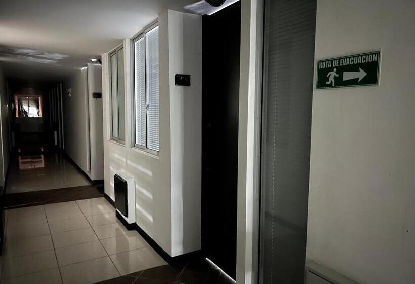 شقة غرفة نوم واحدة مزودة بشُرفة, Apartahotel Parque Del Café 3km