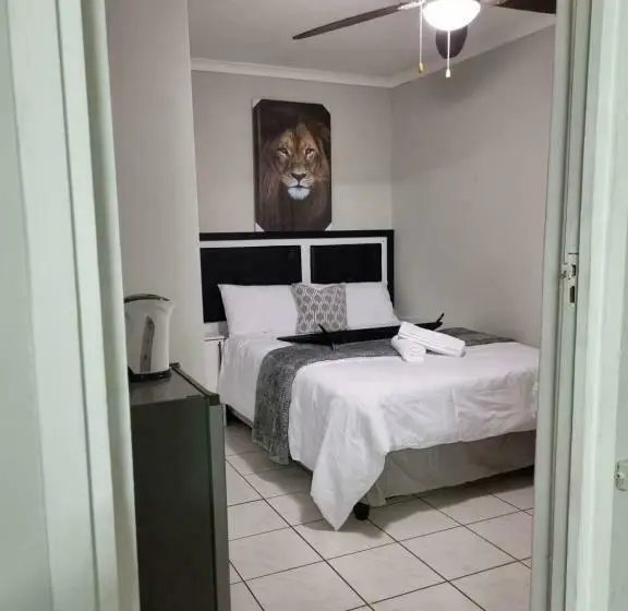 スイート（家族用）, Bujumbura Guest House