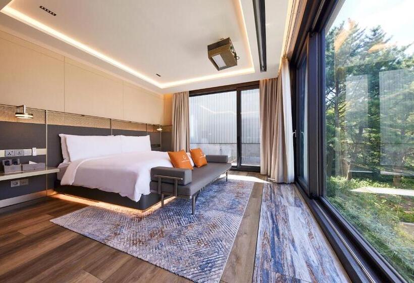 Семейный Номер, Amber Pure Hill Hotels & Resorts Jeju