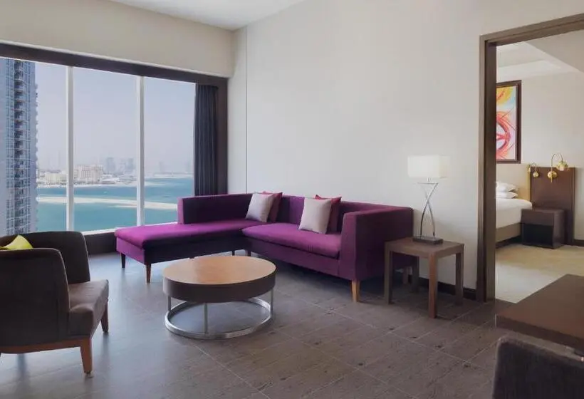 سوئیت با تخت بزرگ, Delta Hotels By Marriott City Center Doha