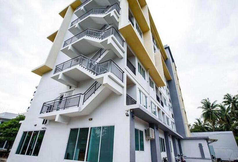 Standard Stúdió Erkéllyel, Ahad Suite Aonang