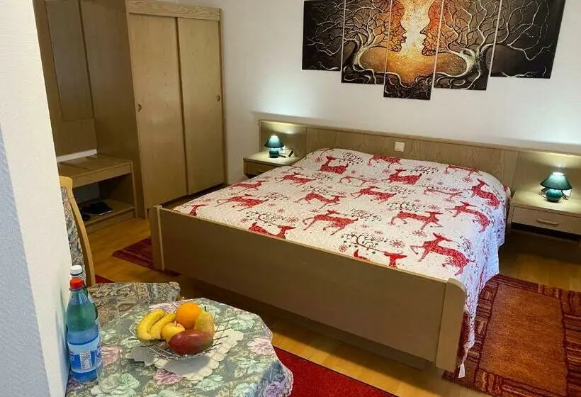 Deluxe-huone, Bielatal