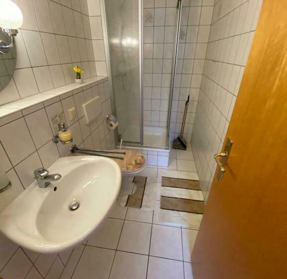 디럭스 룸, Bielatal