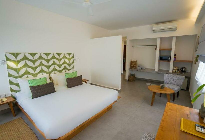 Номер Стандарт Вид на Горы, Naiya Sea Resort