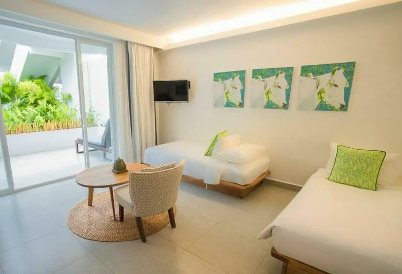 デラックスファミリールーム, Naiya Sea Resort