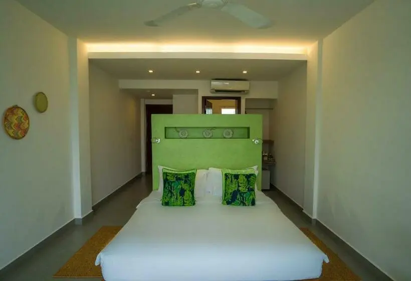 オーシャンビューデラックスルームバルコニー付き, Naiya Sea Resort