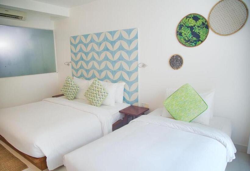 Семейный Номер Вид на Сад, Naiya Sea Resort