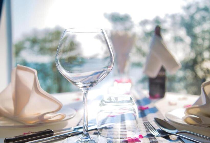 Семейный Номер Вид на Море, Naiya Sea Resort