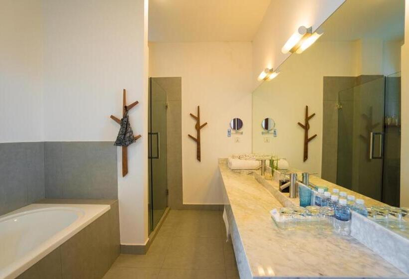 家庭套房, Naiya Sea Resort