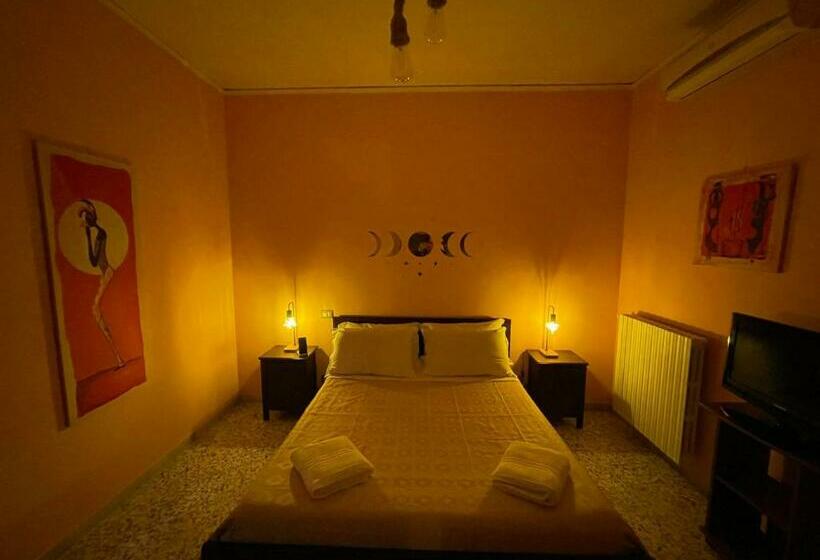 חדר סטנדרט עם טרסה, Mezzaluna Guest House