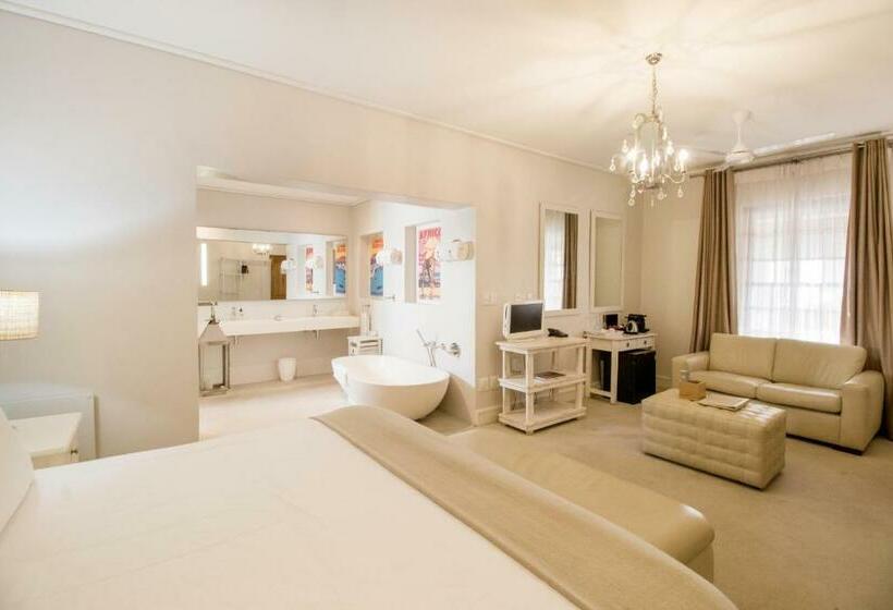 デラックスルーム, Harbour House Hotel Adventure Pads