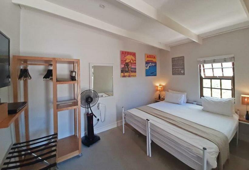 エコノミールーム, Harbour House Hotel Adventure Pads