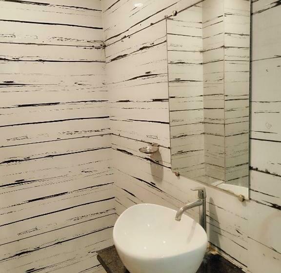 Standard-huone, Guru Kripa 500mtr From Shreenathji Temple