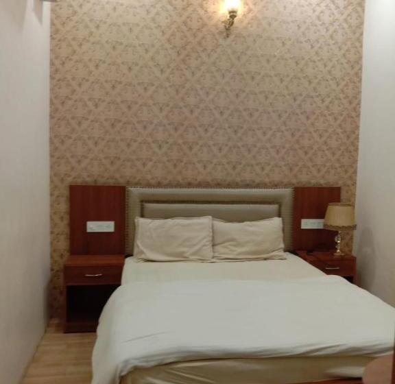 Quarto Estandar, Abhay By Wb Inn