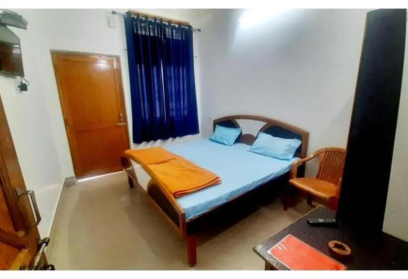 Quarto Estandar, Ashirwad, Uttarkashi