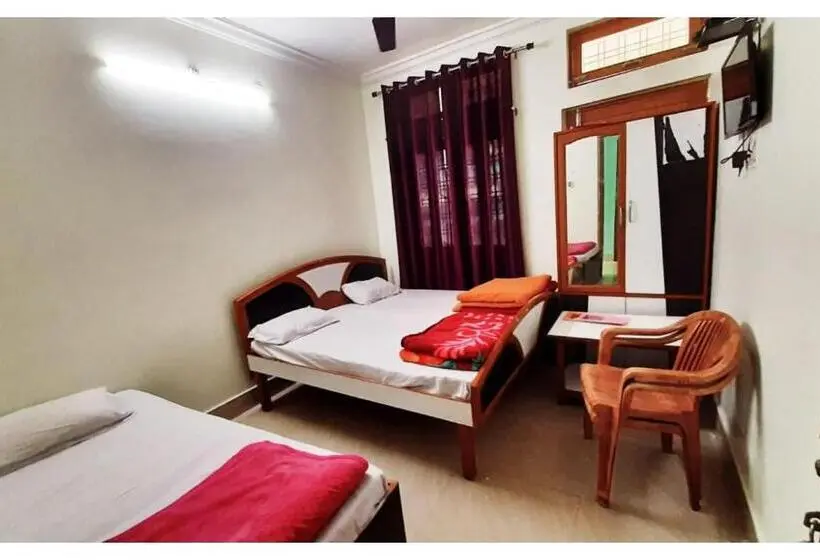 Quarto Familiar, Ashirwad, Uttarkashi