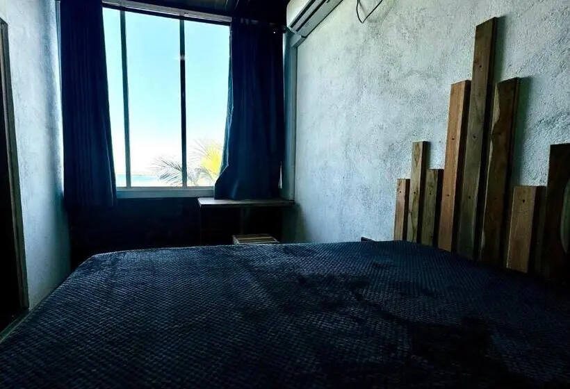 デラックスルーム, Resort Maya Beach