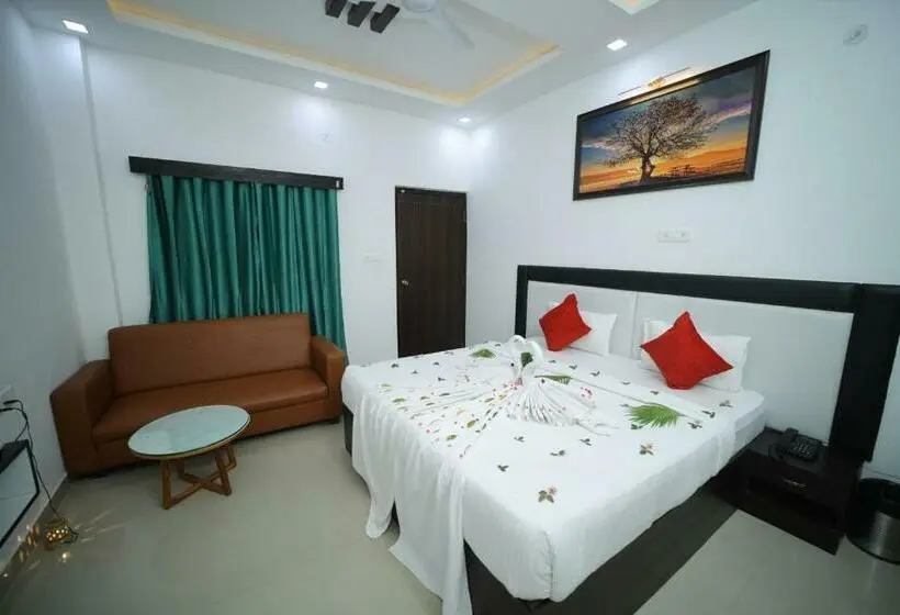 اتاق لوکس, The Hotel Paradise