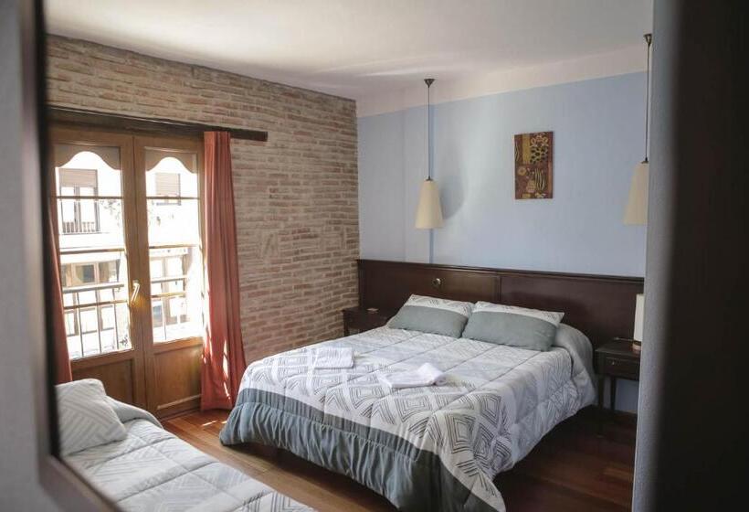 Номер Стандарт Трехместный, Hospedium Hotel La Fuente