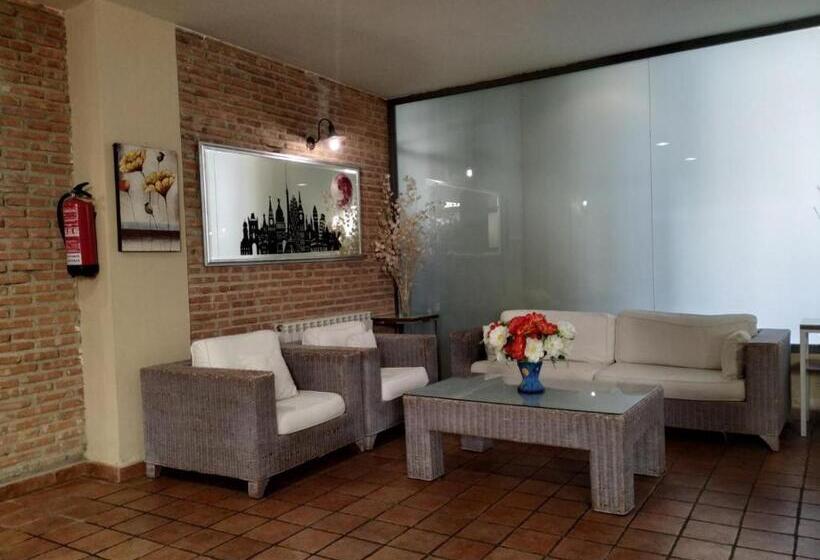 Номер Стандарт Трехместный, Hospedium Hotel La Fuente