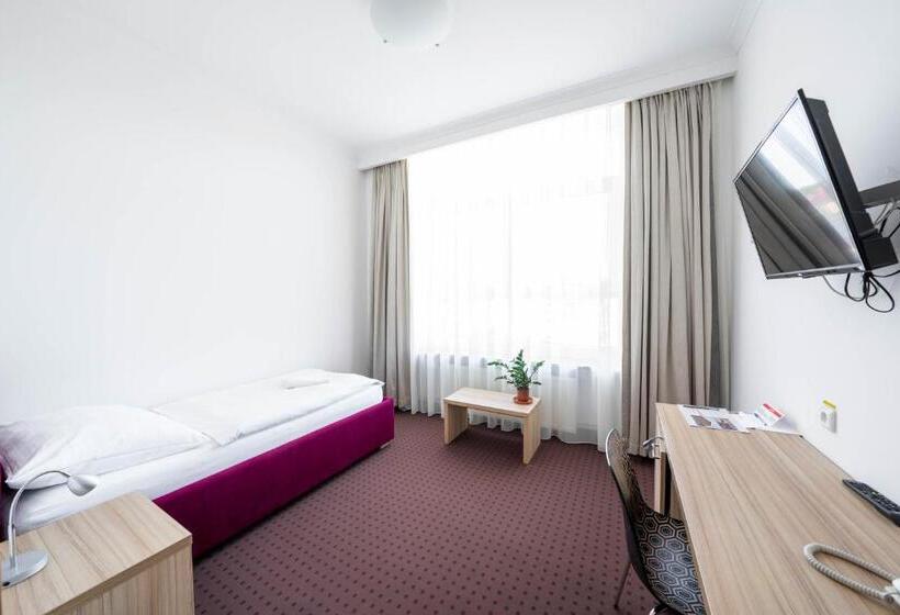 اتاق استاندارد یک نفره, Mini Hotel Akord