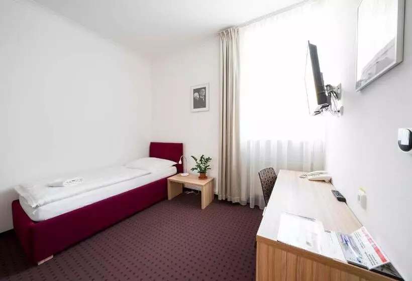 バスルーム共有のシングルスタンダード, Mini Hotel Akord