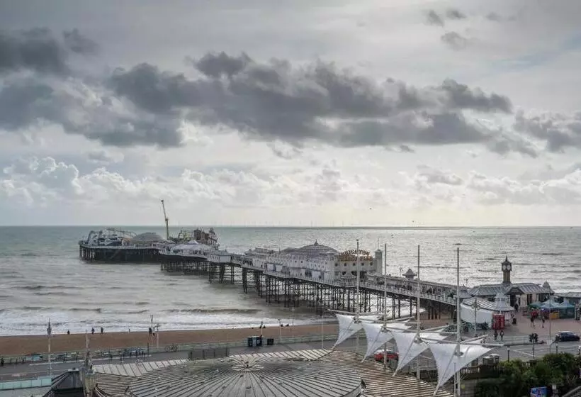 سوئیت پنت هاوس, Amsterdam Hotel Brighton Seafront