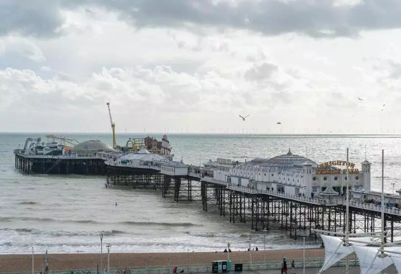 اتاق استاندارد با چشمانداز دریا, Amsterdam Hotel Brighton Seafront