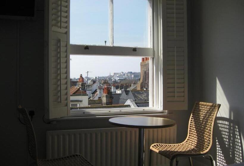 Номер Стандарт, Aquarium Guest House