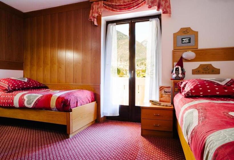 חדר משפחתי, Bellavista