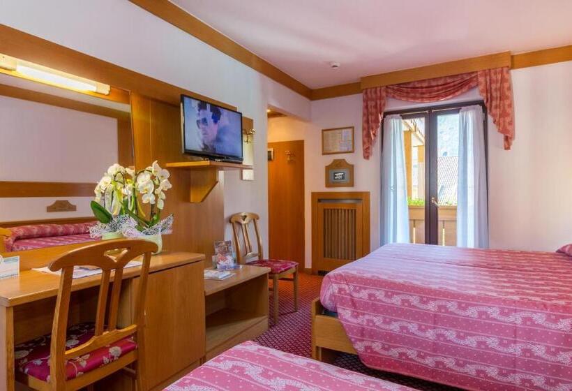 חדר קלאסי לשלושה, Bellavista