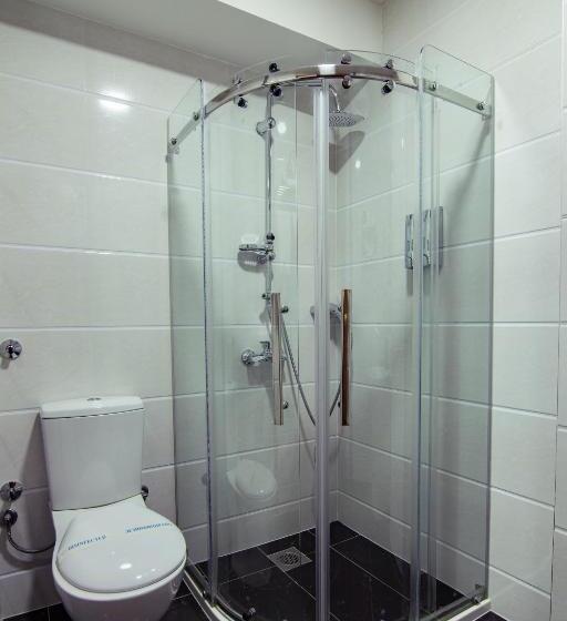 اتاق استاندارد سه نفره, Bushi Resort & Spa