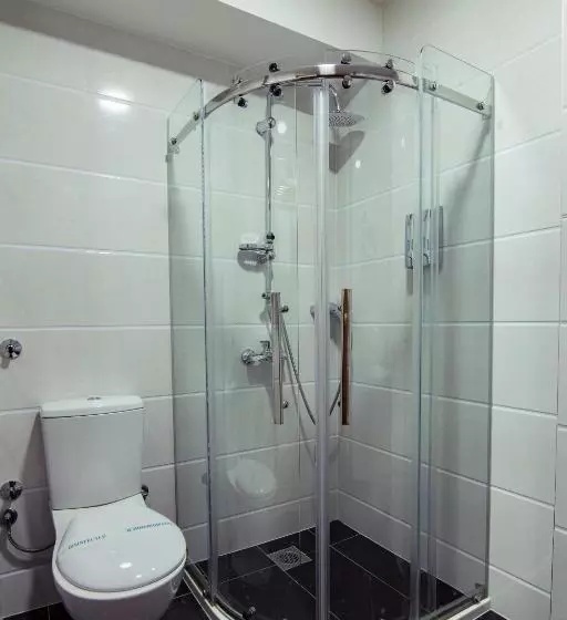 اتاق استاندارد سه نفره, Bushi Resort & Spa