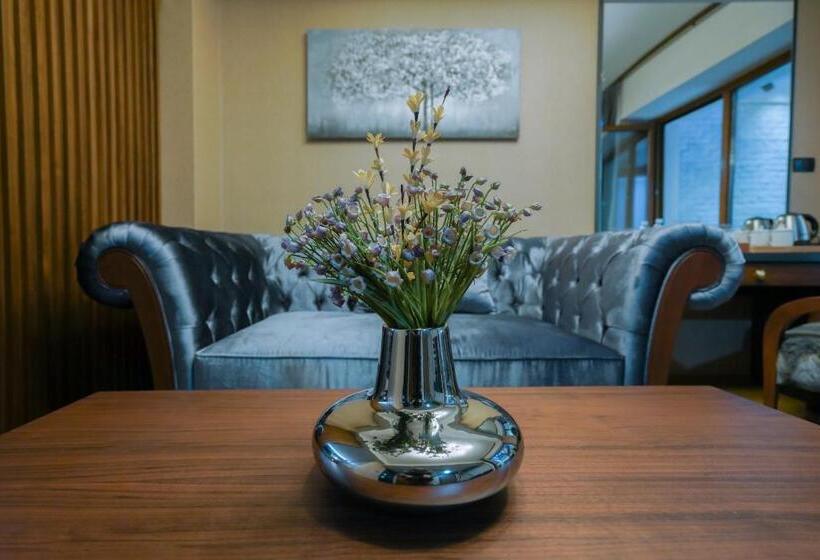 سوئیت پرزیدنت, Bushi Resort & Spa