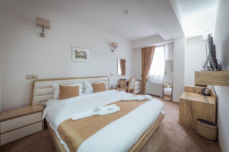 اتاق استاندارد یک نفره, Bushi Resort & Spa