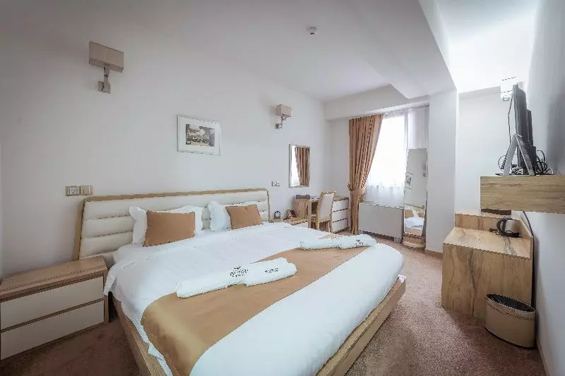 اتاق استاندارد یک نفره, Bushi Resort & Spa