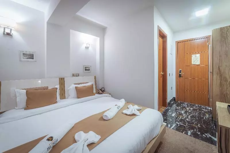 اتاق استاندارد یک نفره, Bushi Resort & Spa