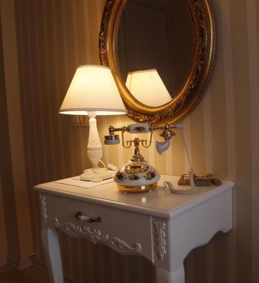 エコノミーシングルルーム, Divani Ali