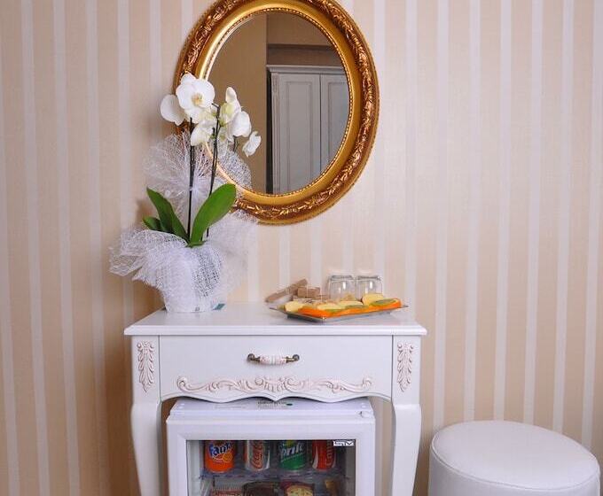 エコノミートリプルルーム, Divani Ali