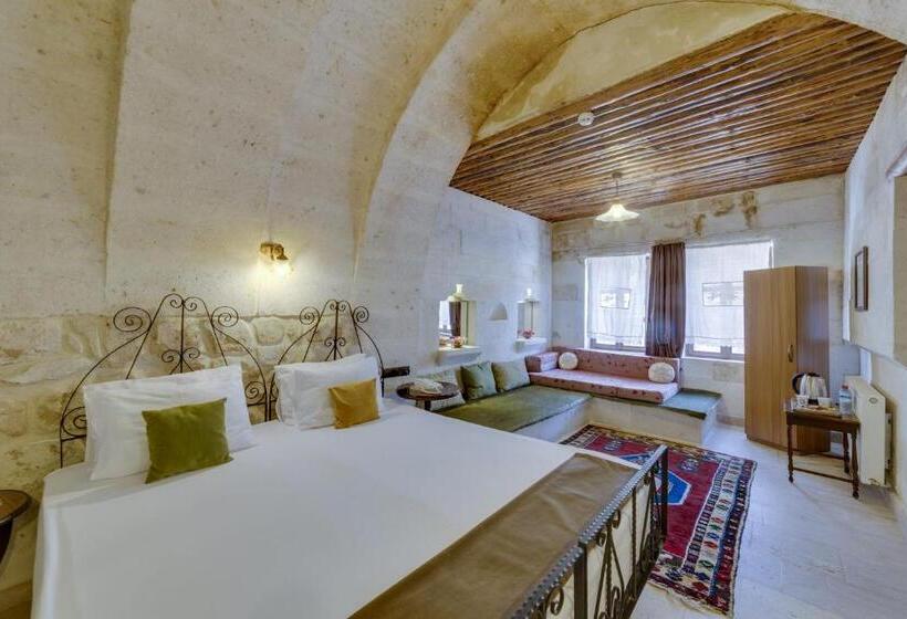Quarto Deluxe, El Puente Cave