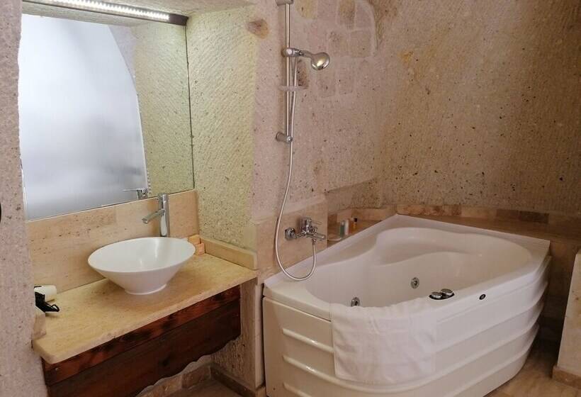 Quarto Deluxe, El Puente Cave