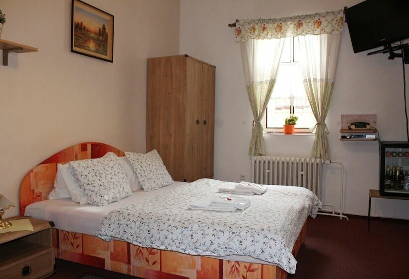 Номер Стандарт, Excellent