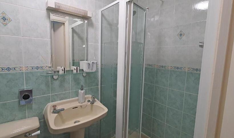 Номер Deluxe Кровать Кинг, Fleurie Guest House